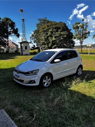 VOLKSWAGEN FOX 1.6 MSI HIGHLINE 16V FLEX 4P MANUAL